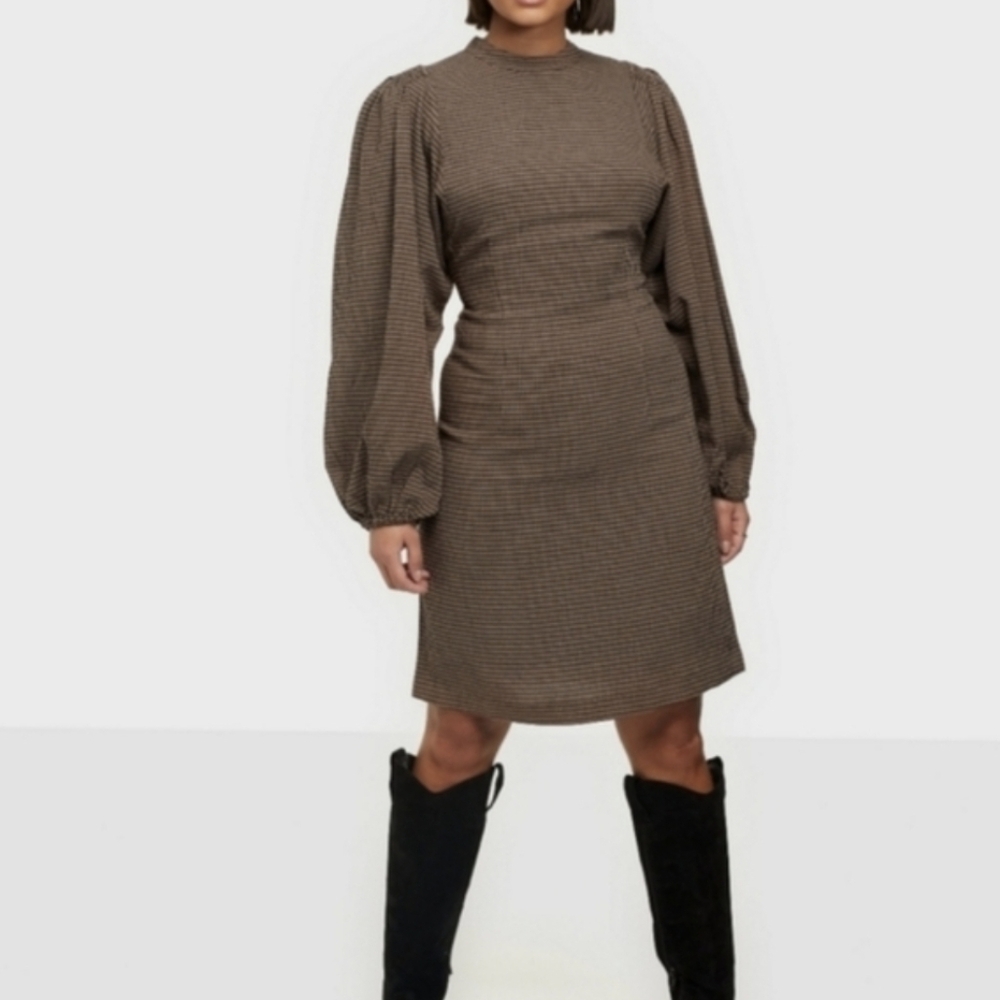 SAMSOE Brown Long Sleeve Puff Shoulder Dress - Picture 2 of 15